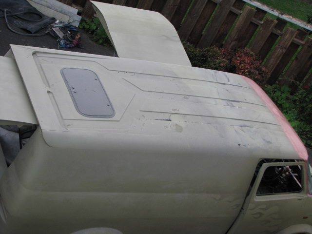 MID8 The right front panel